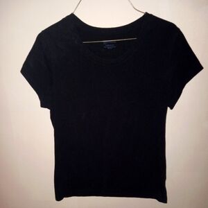 XL black tee